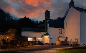 Photo of The Old Farmhouse