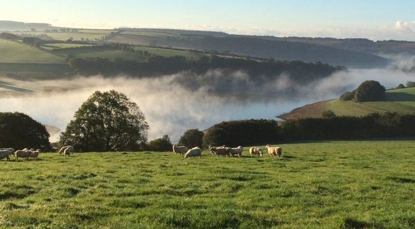 Photo of The Pony Stalls, Brompton Regis