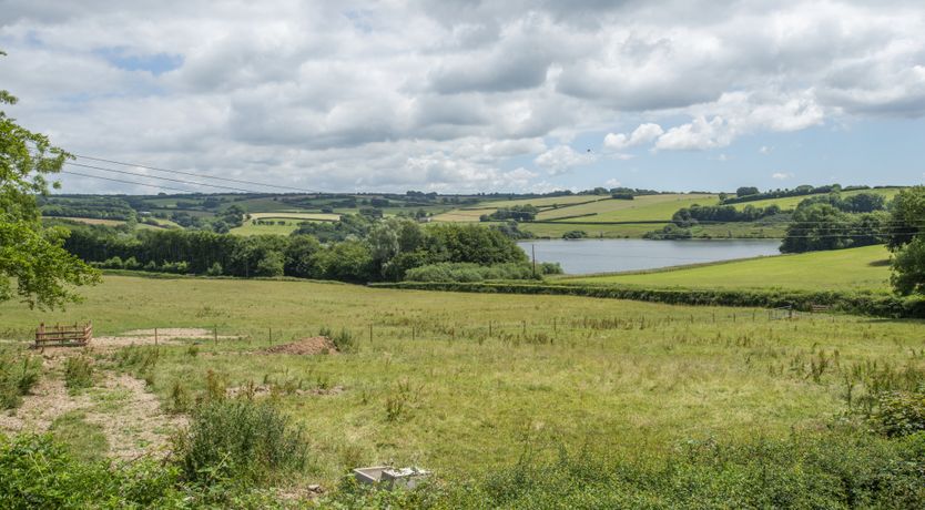 Photo of The Pony Stalls, Brompton Regis