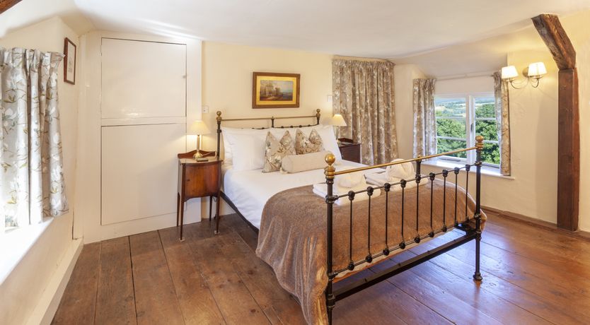 Photo of Syms Cottage, Cutcombe