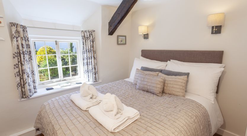 Photo of Syms Cottage, Cutcombe