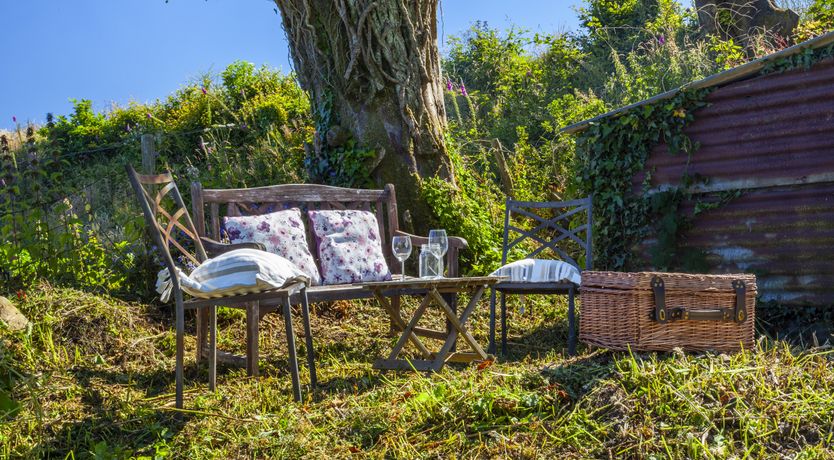 Photo of Syms Cottage, Cutcombe