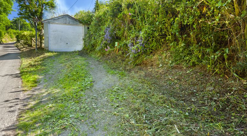 Photo of Syms Cottage, Cutcombe