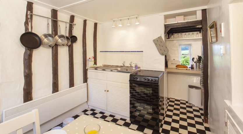 Photo of Syms Cottage, Cutcombe