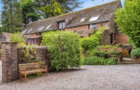 Photo of cleeve-apartment-near-dunster