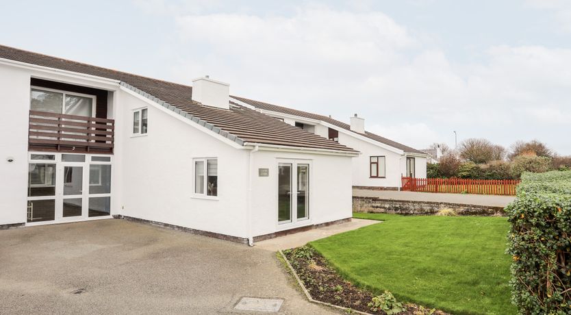 Photo of Llwyn Eithin