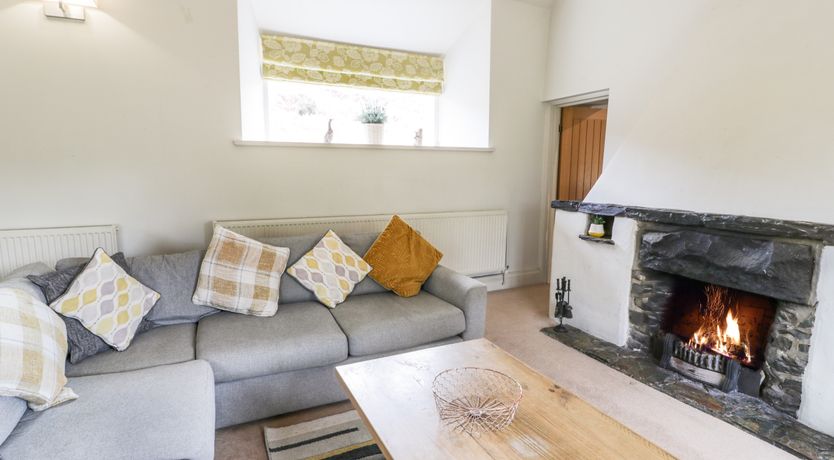 Photo of Lakeside Cottage