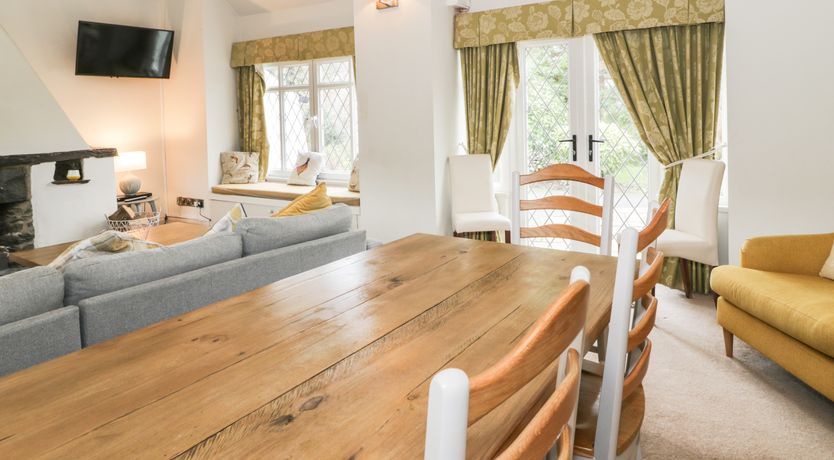 Photo of Lakeside Cottage