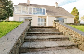 Roughty Bridge View Holiday Cottage