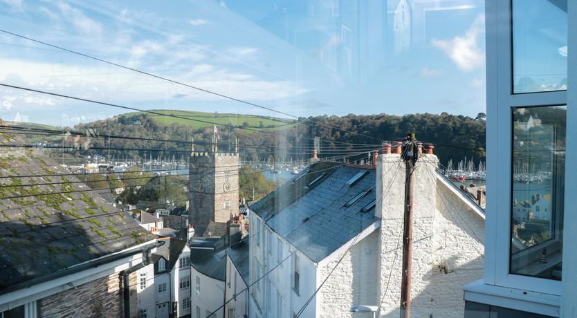 Photo of 8 Above Town