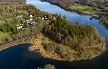 Lakeside View Holiday Cottage