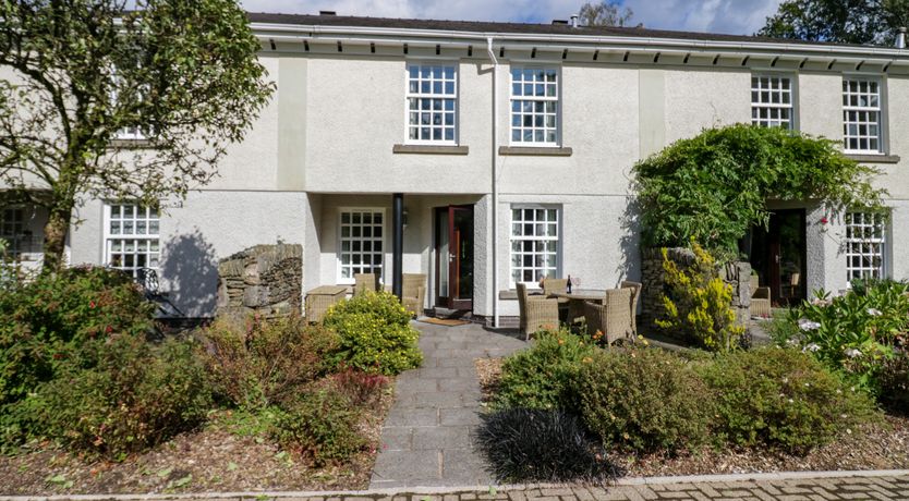 Photo of Lakeside View