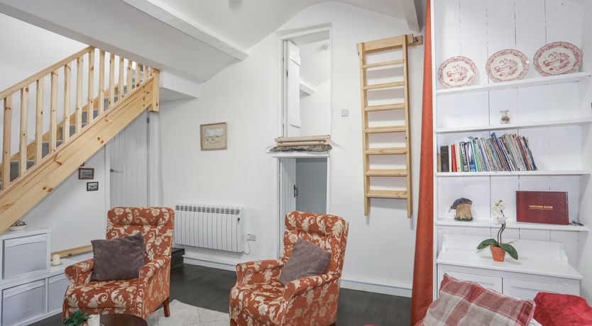 Photo of 4 Ty Person