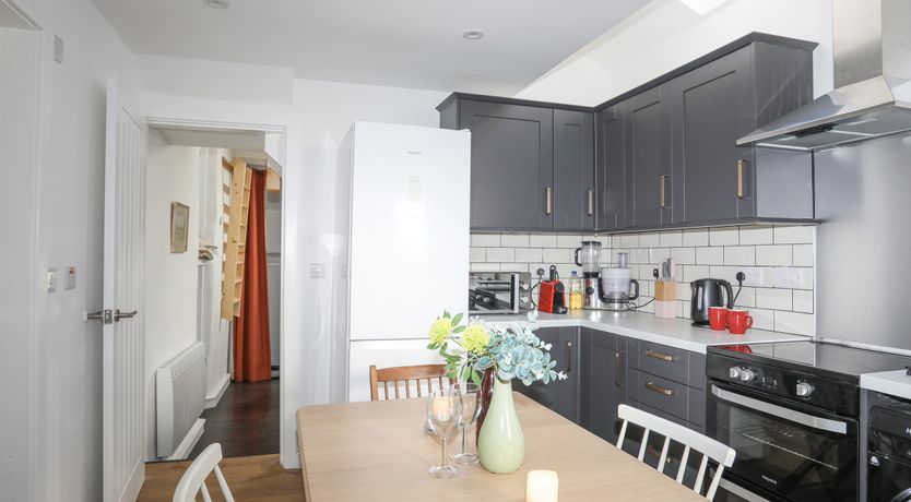 Photo of 4 Ty Person