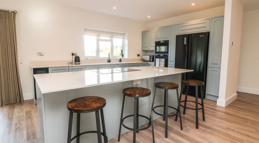 Photo of Linden View