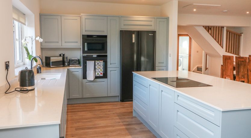 Photo of Linden View