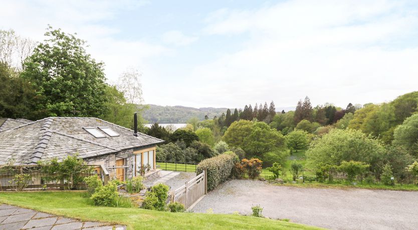 Photo of T'whit T'woo