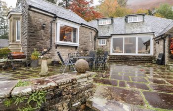 Grey Walls Holiday Cottage