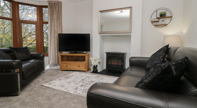 Photo of Eden on the Crescent