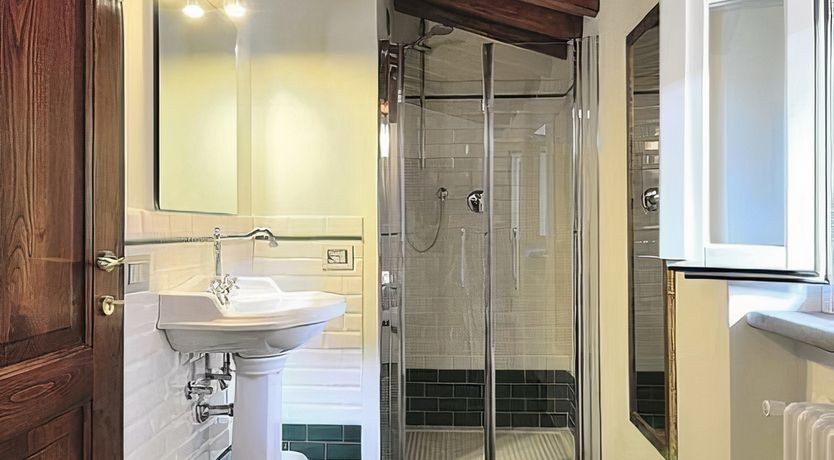 Photo of Rosemary Breeze