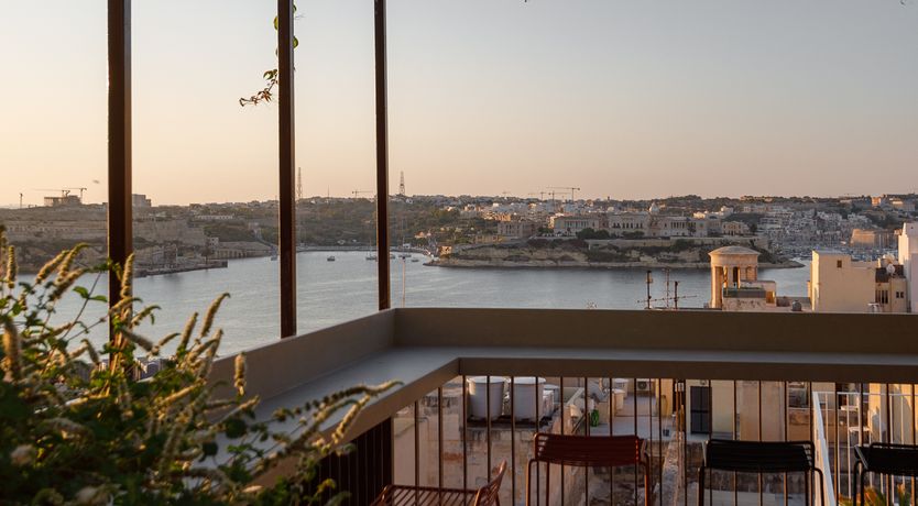 Photo of Neon Knights