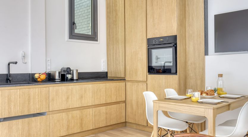 Photo of Parisian Rendezvous