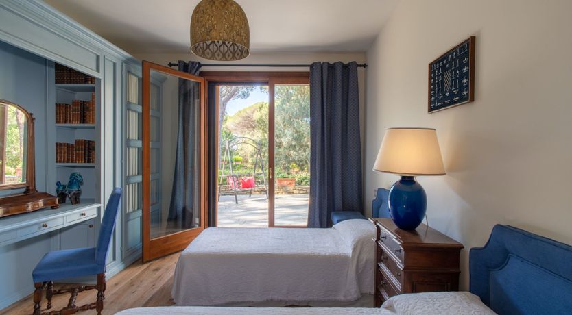 Photo of Tuscan Pine