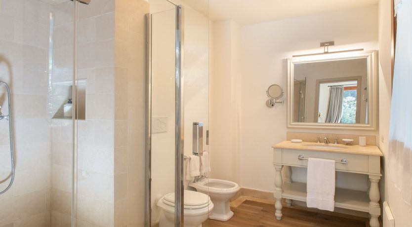 Photo of Tuscan Pine