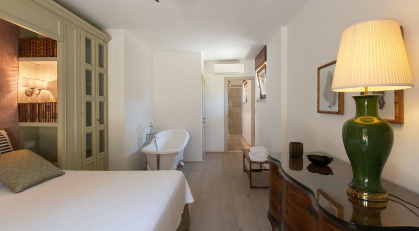 Photo of Tuscan Pine