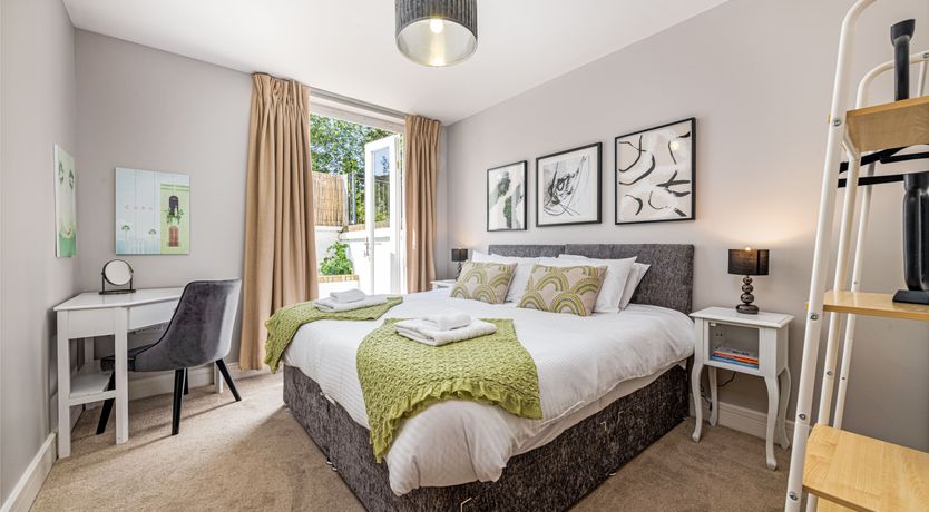 Photo of Lily & Lime