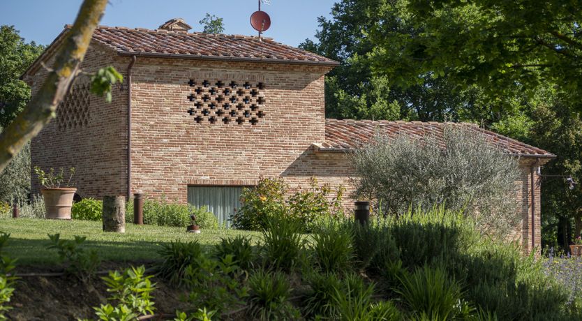 Photo of Golden Dahlia