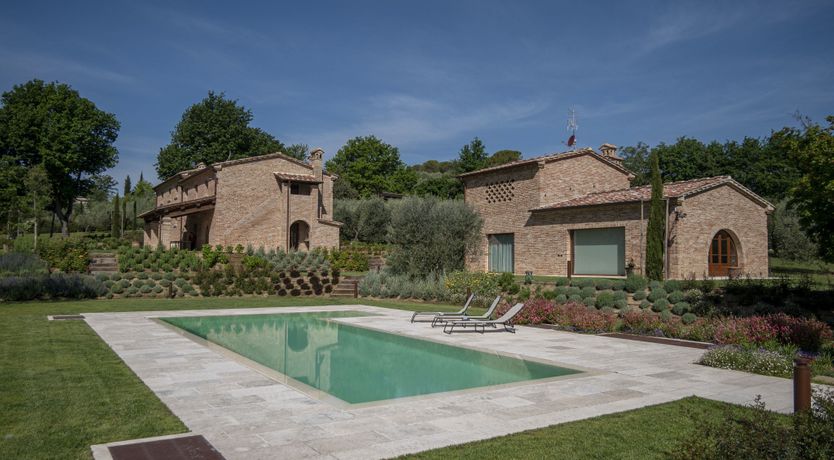 Photo of Golden Dahlia