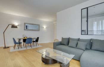 French Touch Apartment