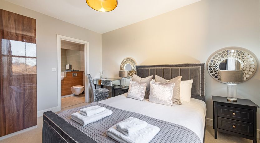 Photo of Putney Star