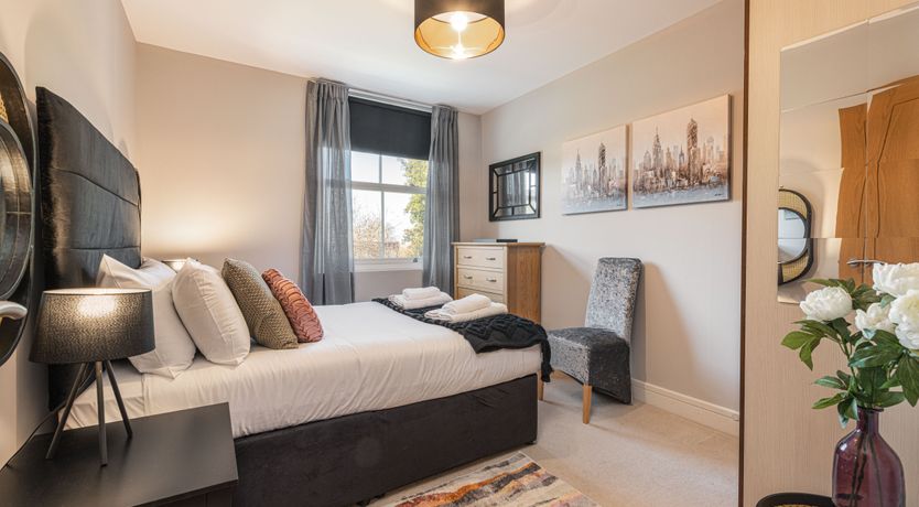 Photo of Putney Star