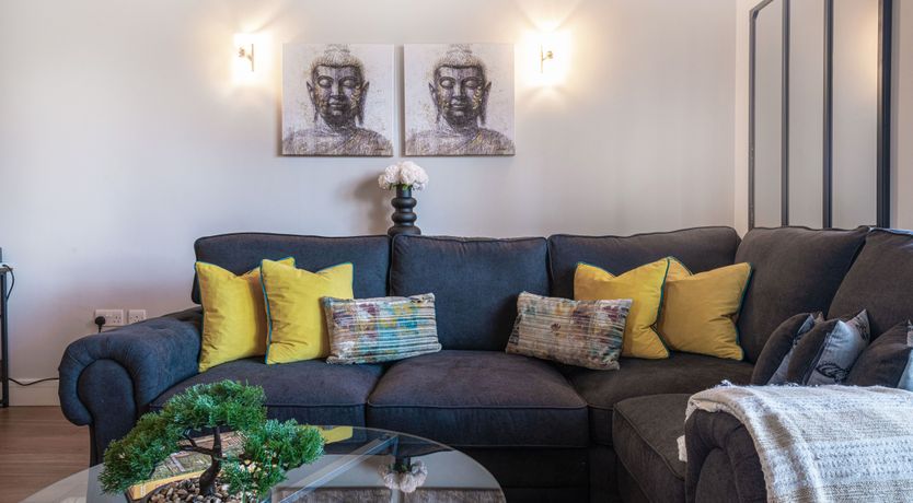 Photo of Putney Star