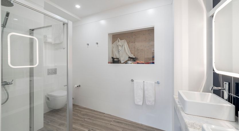 Photo of Madeira Unembroidered