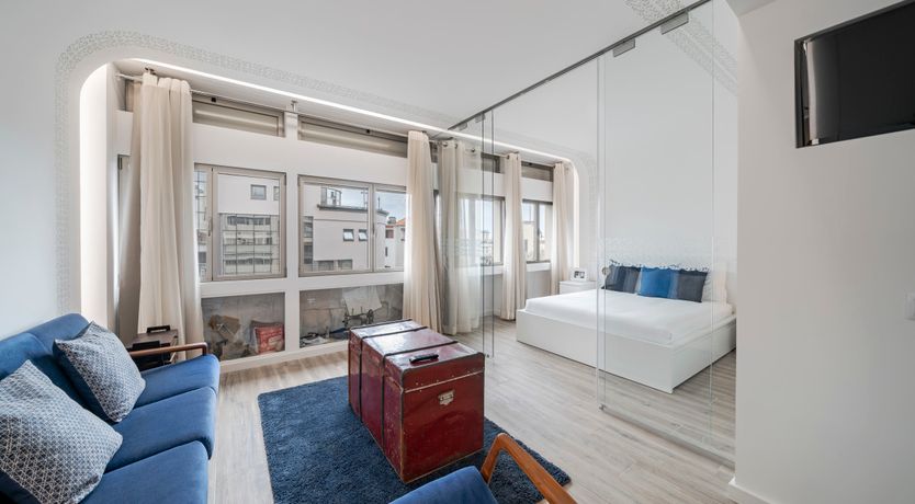 Photo of Madeira Unembroidered