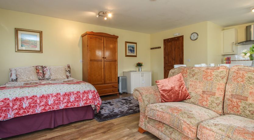 Photo of Sunny Cabin