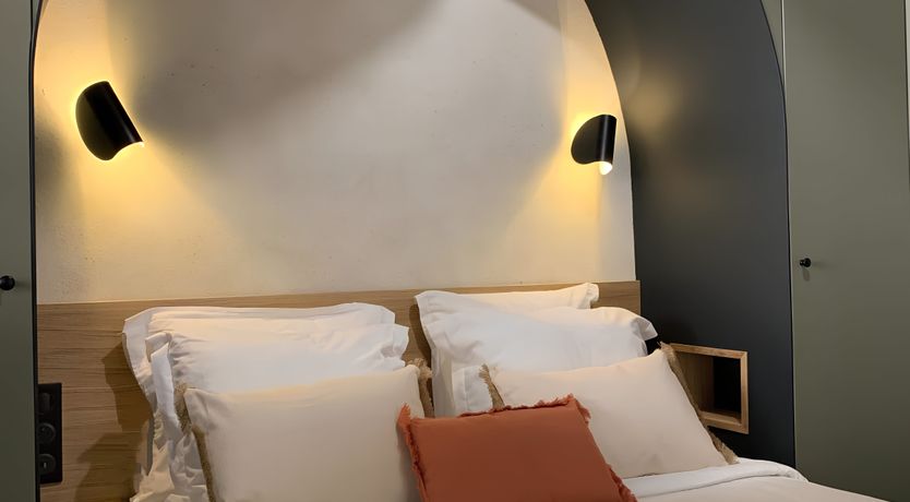 Photo of Chic & Cheery