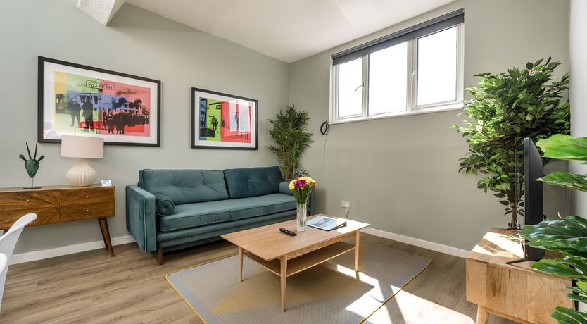 Photo of The Flower Throw