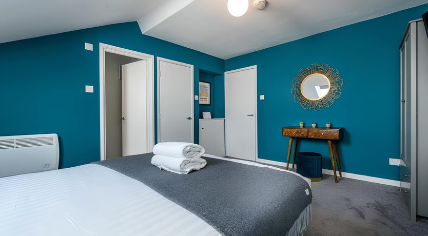 Photo of The Flower Throw