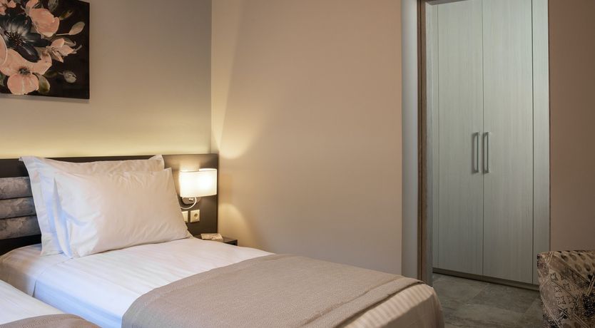 Photo of The Mansion