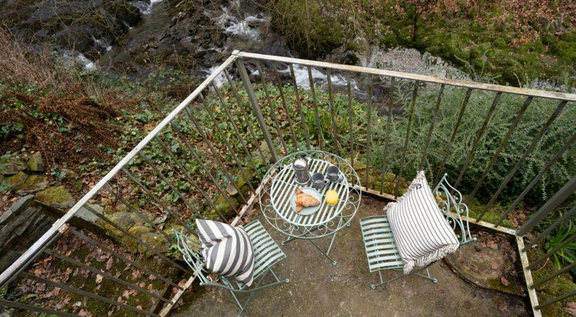 Photo of Kingfisher Blue