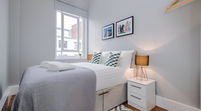 Photo of Castle Street Chic