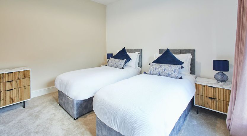 Photo of Lakeside Charm