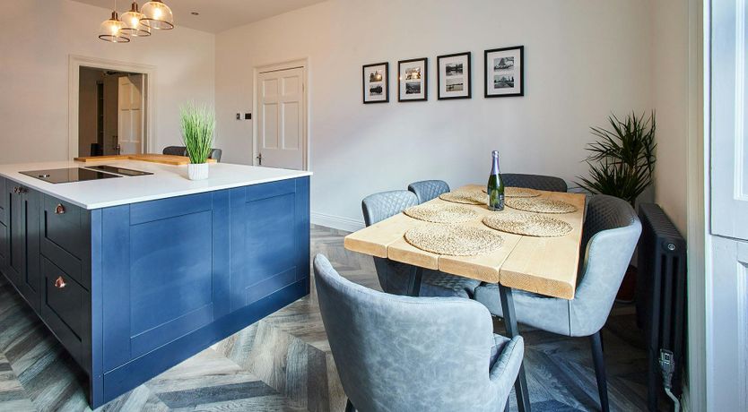 Photo of Lakeside Charm