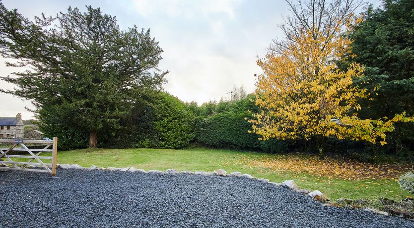 Photo of Lakeside Charm