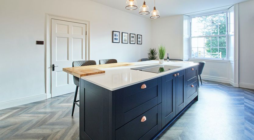 Photo of Lakeside Charm