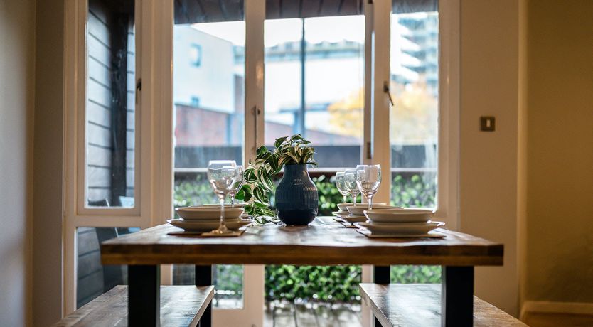 Photo of Ropewalks & Rows